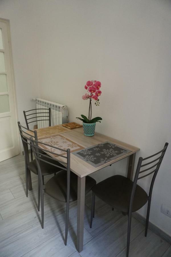 Le Tre Borghesi Otel Parma Dış mekan fotoğraf
